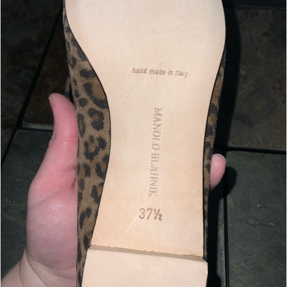 Perfect condition Manolo Blahnik Suede Leopard Print Flats sz 37 1/2 or US 7 1/2 - Picture 6 of 7